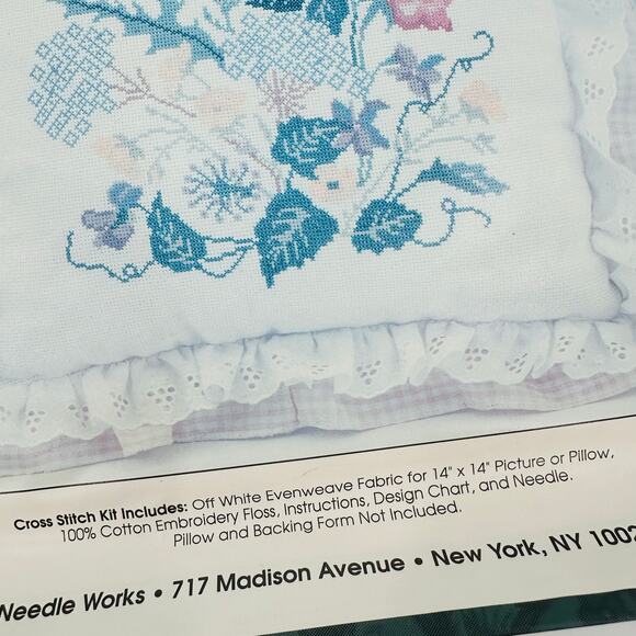 Vintage Erica Wilson Nantucket Wildflowers in CROSS STITCH Kit 14" x 14" Pillow - Picture 5 of 9